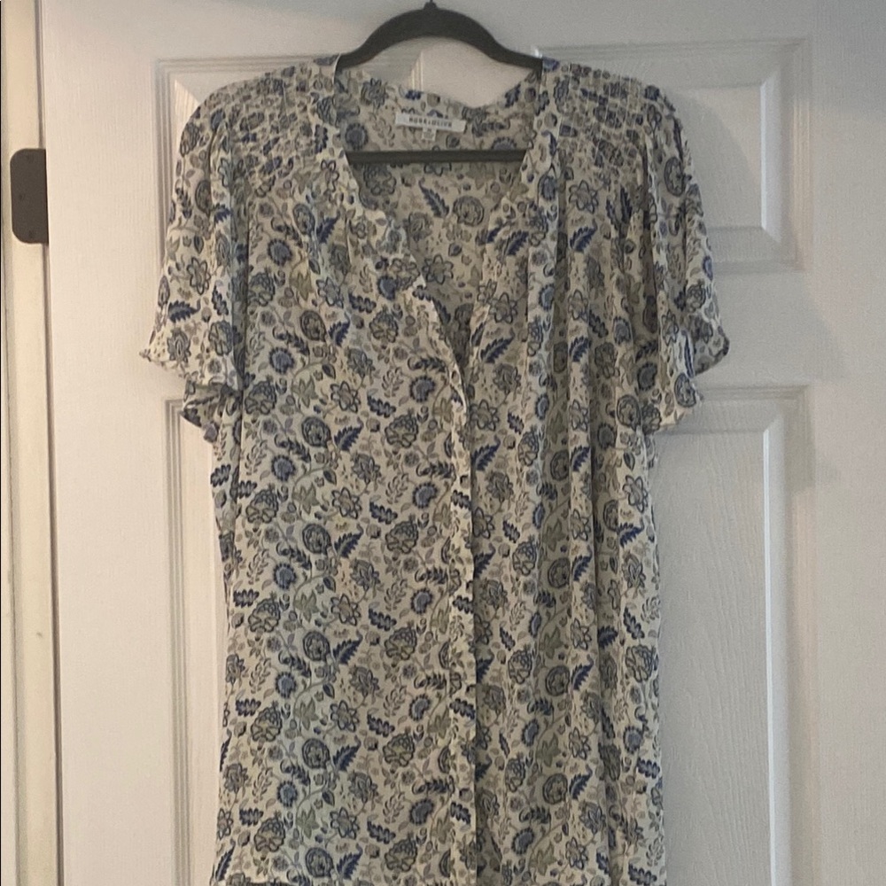 Rose & Olive Cream Ruffled Sleeve Mandarin Collar Blouse